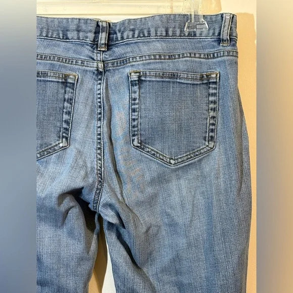 Lands' End women's size 12 blue denim bootcut jeans 31” inseam light blue - Picture 7 of 10